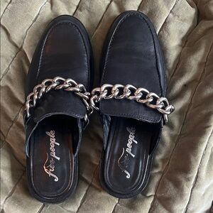 Free People Black leather mules